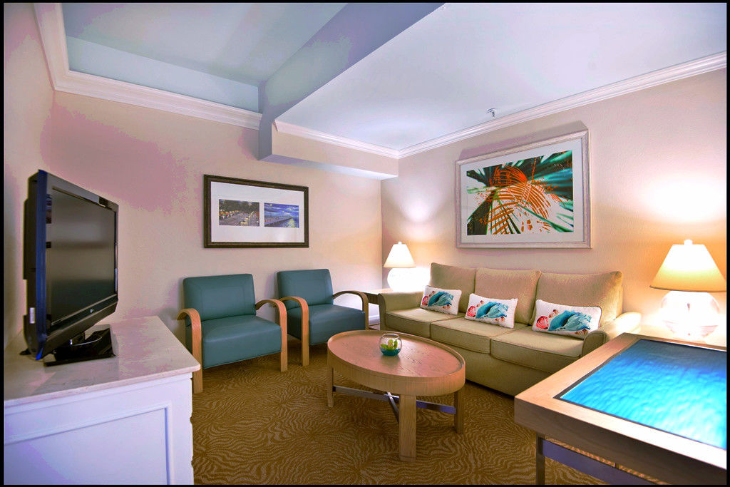 Beach House Suites By The Don Cesar St. Pete Beach Room photo